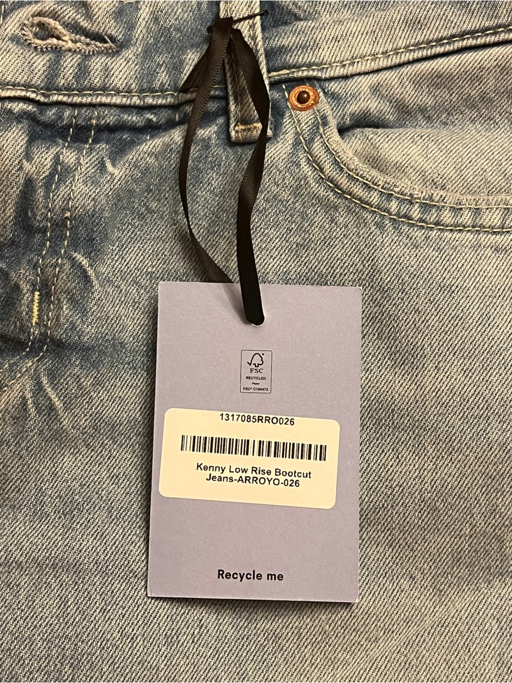 NWT Reformation Kenny Low Rise Bootcut Heart Pocket Jeans in Arroyo Size 26 - Picture 6 of 8